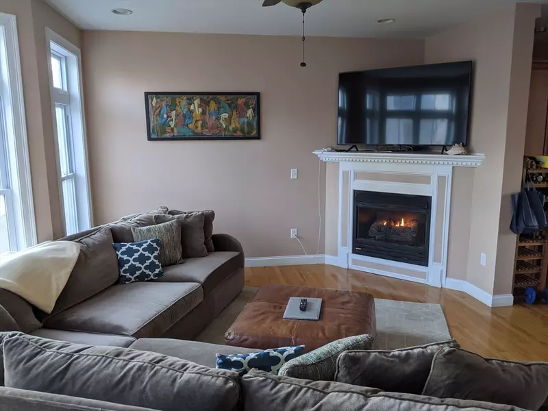 30 Dorr St #0, Boston, MA 02119