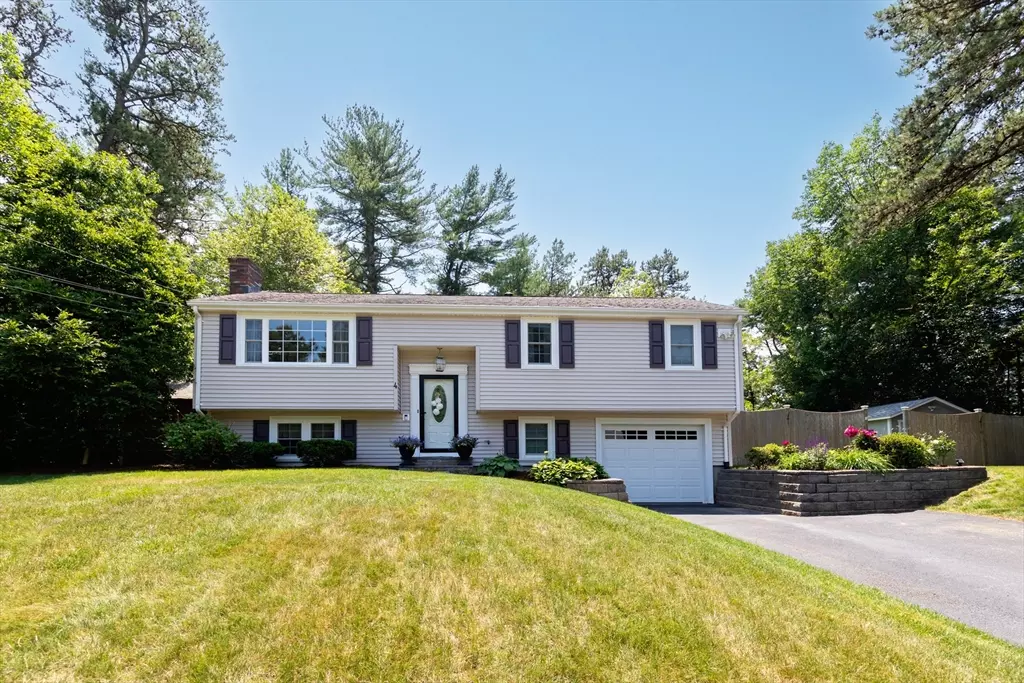 Plymouth, MA 02360,4 Jester Way