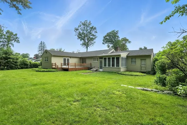 Westfield, MA 01085,30 Western Cir