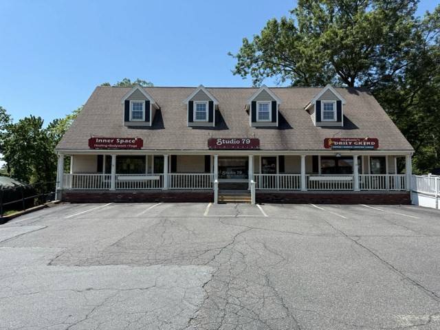 79 Worcester St, Grafton, MA 01536