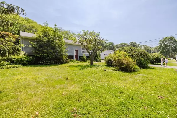 Westport, MA 02790,308 Robert St