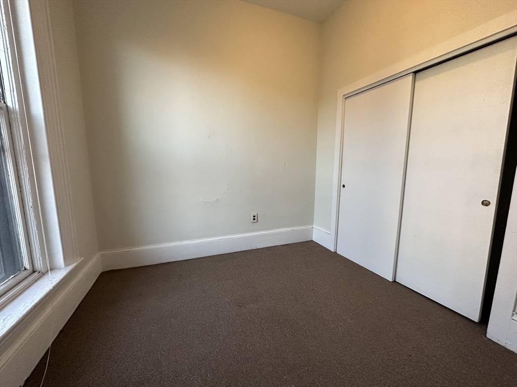 Boston, MA 02118,658 Tremont St. #4