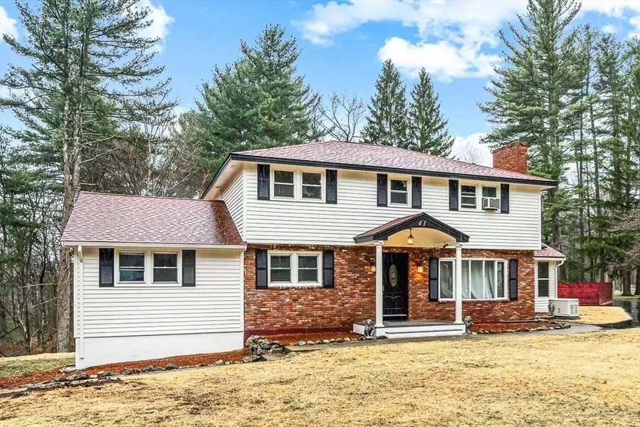 41 Plain Rd, Westford, MA 01886