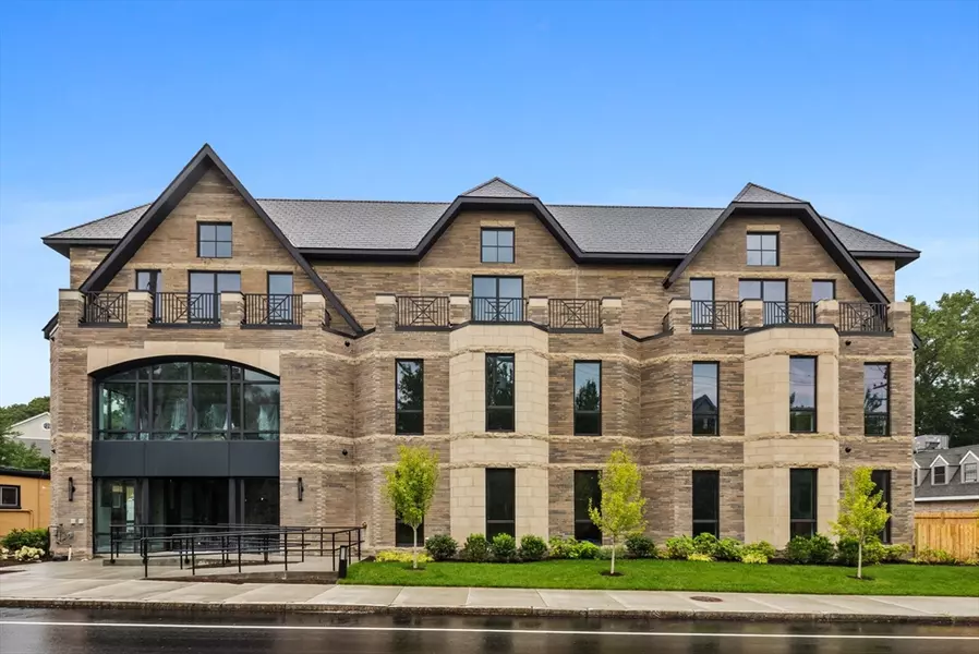 1114 Beacon St. #109, Newton, MA 02461