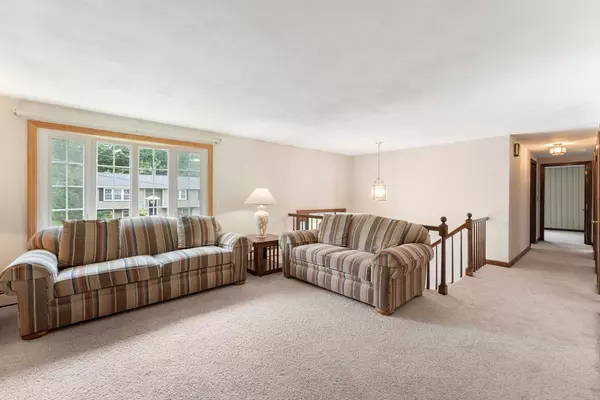 Milford, MA 01757,14 Sunnyside Lane