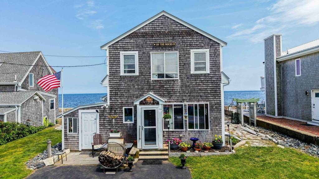 36 Ocean St, Marshfield, MA 02050