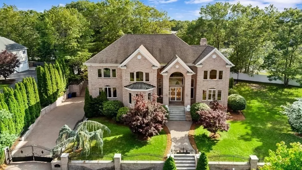 Lynnfield, MA 01940,5 Stagecoach