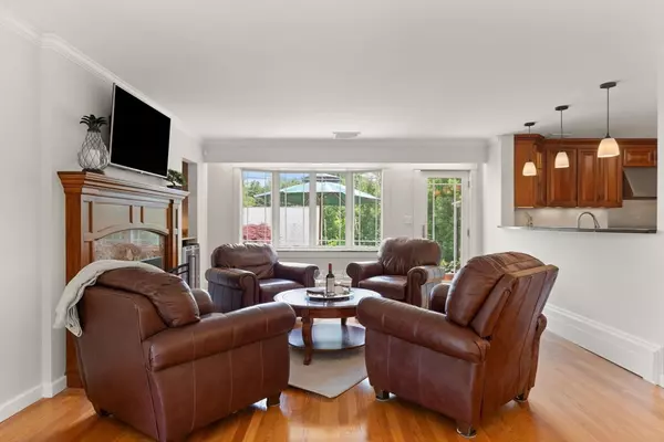 Chelmsford, MA 01824,111 High St