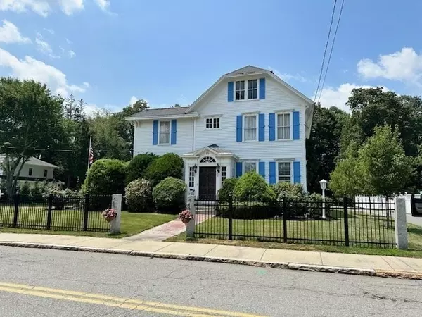 Uxbridge, MA 01569,46 Capron St