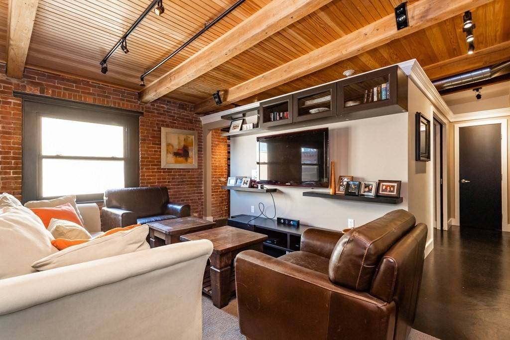 Boston, MA 02118,90 Wareham Street #503
