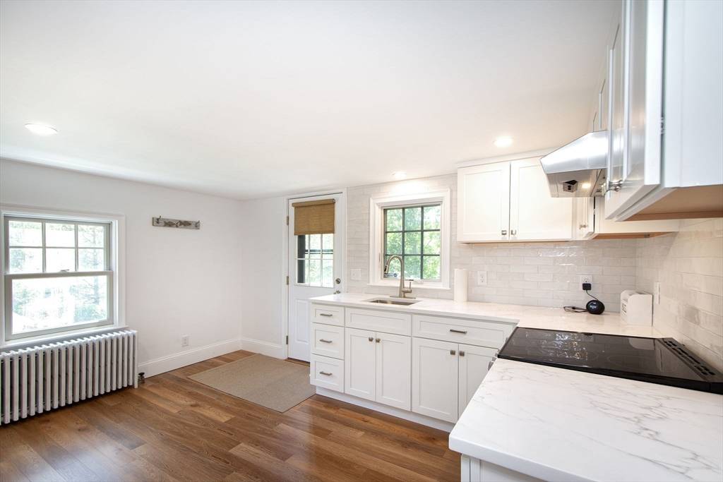 Hingham, MA 02043,1A Roc Fall Rd #2
