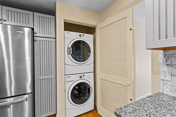 Duxbury, MA 02332,225 Lincoln St #G3