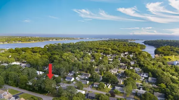 Falmouth, MA 02536,28 Chestnut Street
