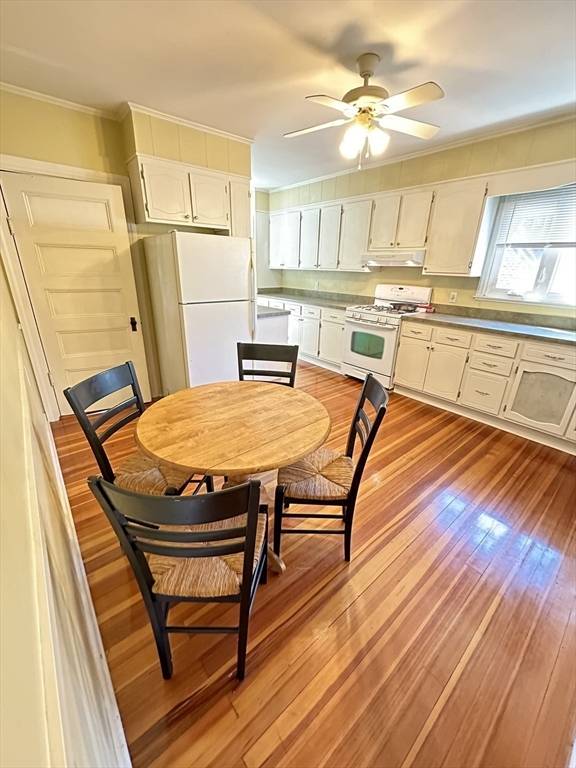 Waltham, MA 02453,23-25 Fuller St. #2