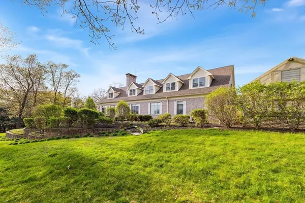 Wrentham, MA 02093,45 Joshua Rd