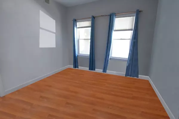 Boston, MA 02128,194 Marion St #1