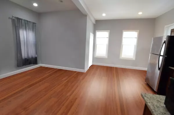 Boston, MA 02128,194 Marion St #1
