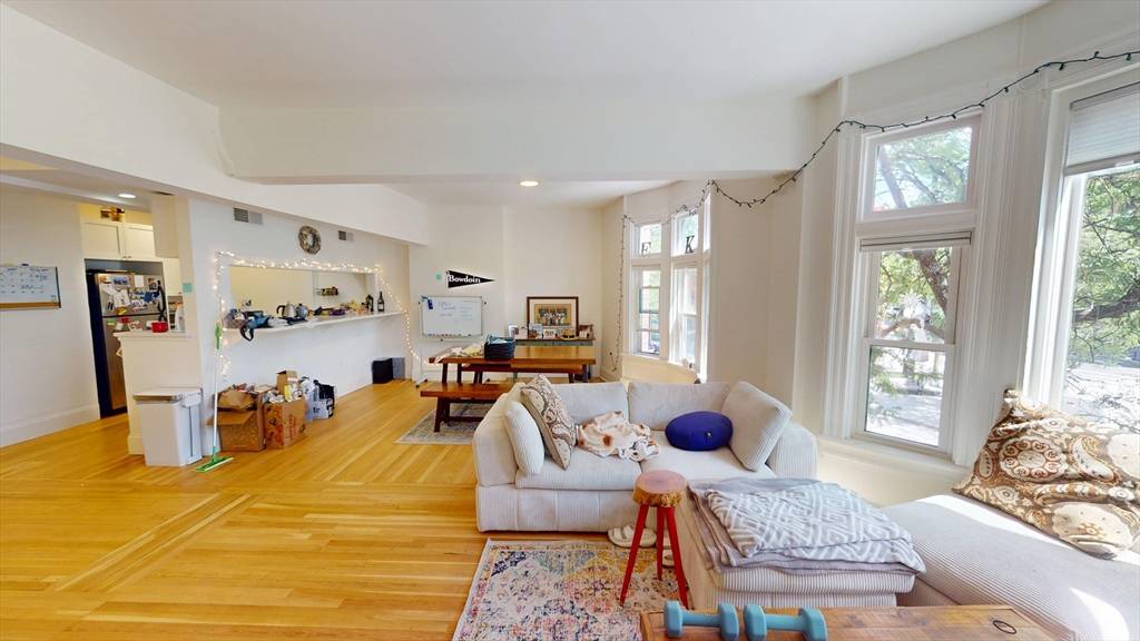 5 Davis #22L, Brookline, MA 02445
