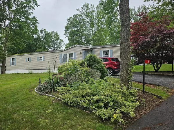 Brookfield, MA 01506,5 Sixth Drive