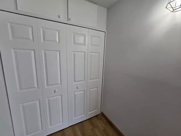 Braintree, MA 02184,17 Skyline Dr #3