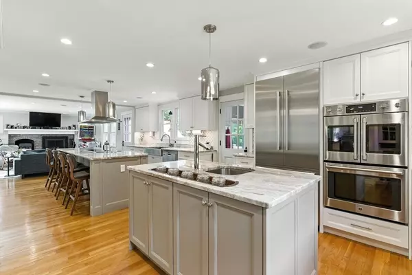 Westwood, MA 02090,314 Grove St