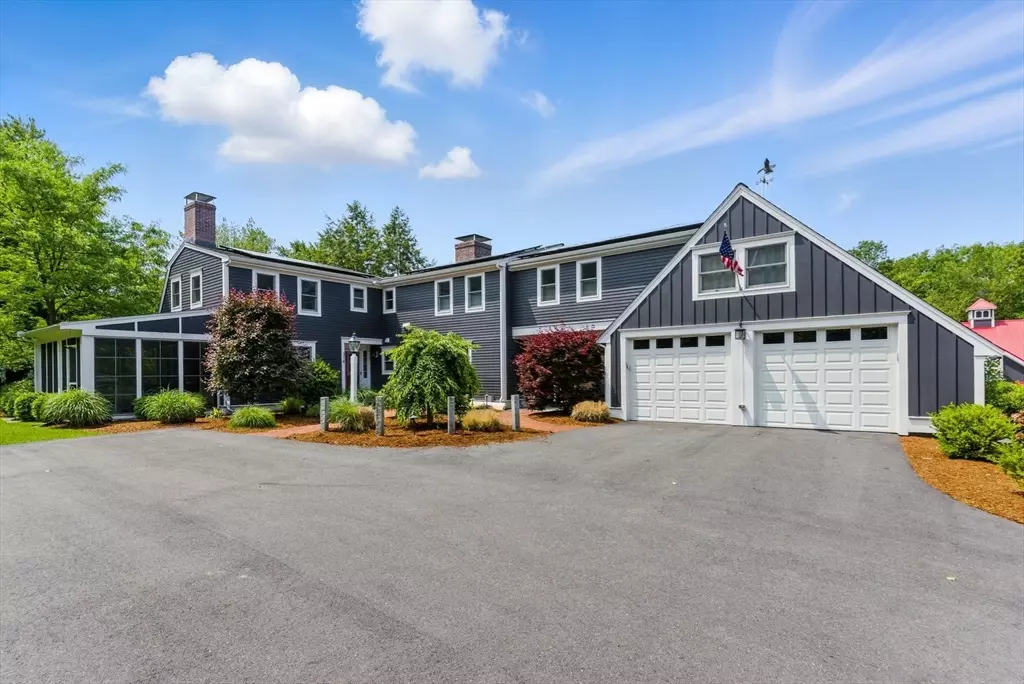 Westwood, MA 02090,314 Grove St