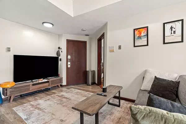 Boston, MA 02127,141 Emerson St #4