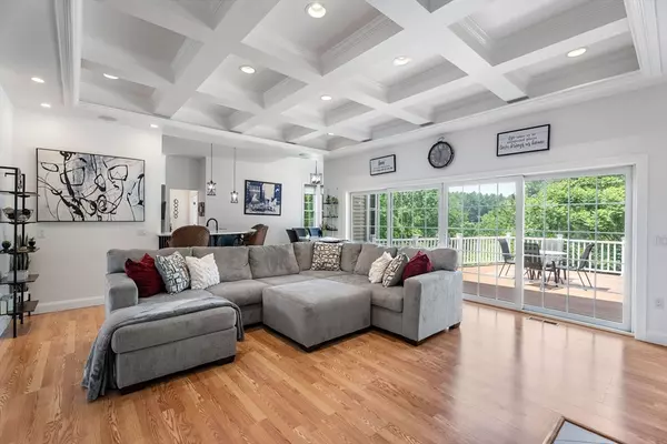 North Reading, MA 01864,31 Cedar Street