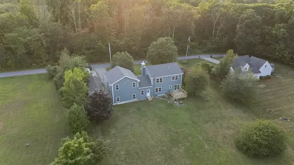 Charlton, MA 01507,13 Boucher Rd