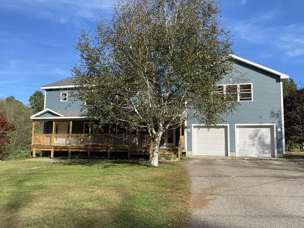 Charlton, MA 01507,13 Boucher Rd