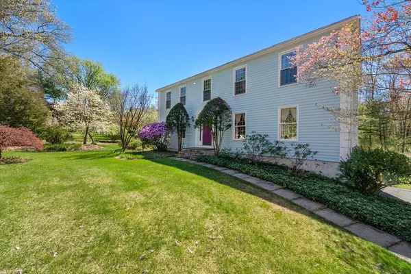 Framingham, MA 01701,16 Parmenter Rd