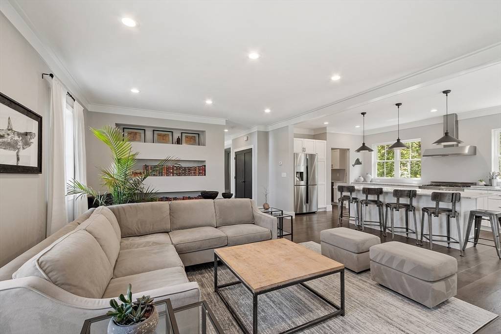 166 Greenwood Rd, Andover, MA 01810