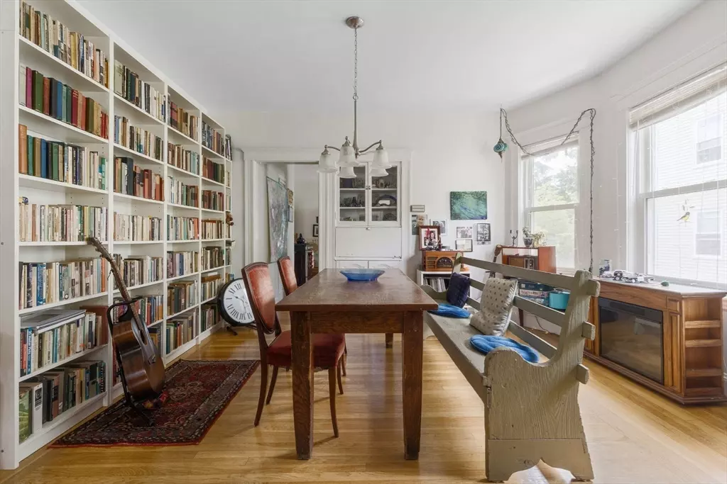 Cambridge, MA 02138,50-52 Chilton St