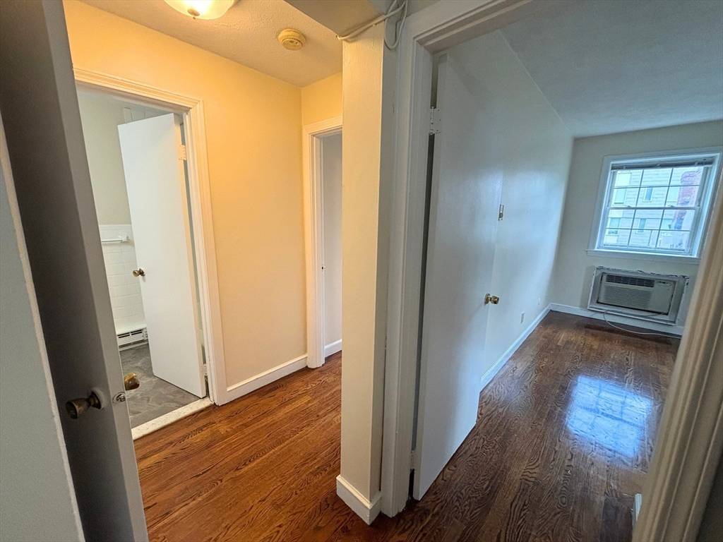 Boston, MA 02111,96 Tyler Street #8C
