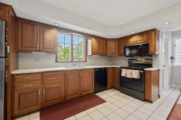 Peabody, MA 01960,2 Proctor Circle