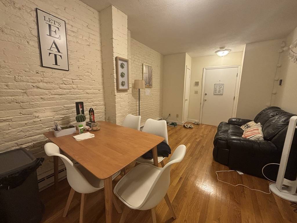 Boston, MA 02111,96 Tyler Street #P