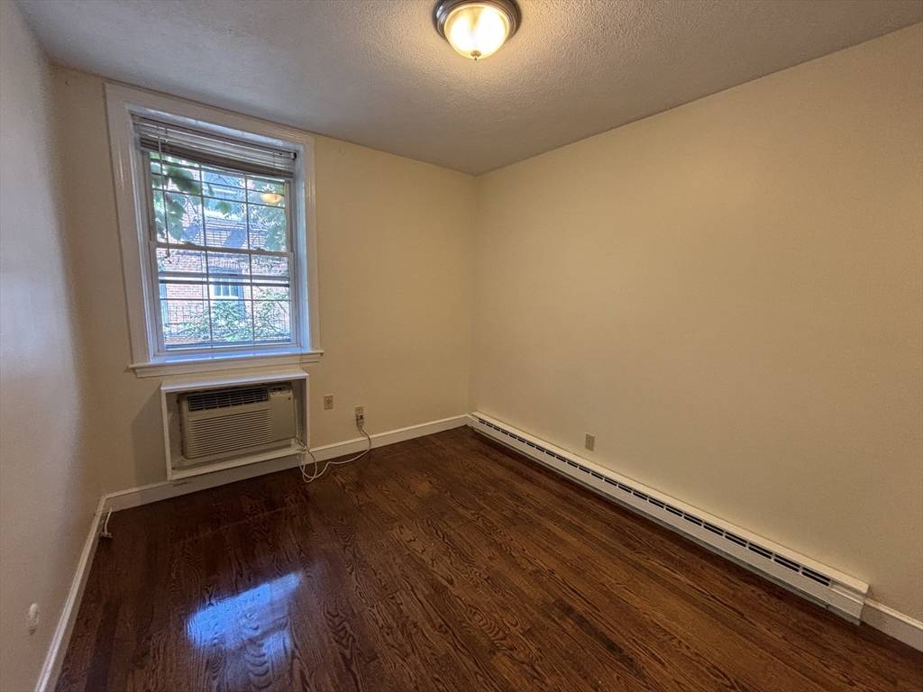 Boston, MA 02111,96 Tyler Street #4C
