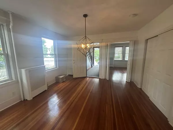 Natick, MA 01760,1 Jefferson St #1