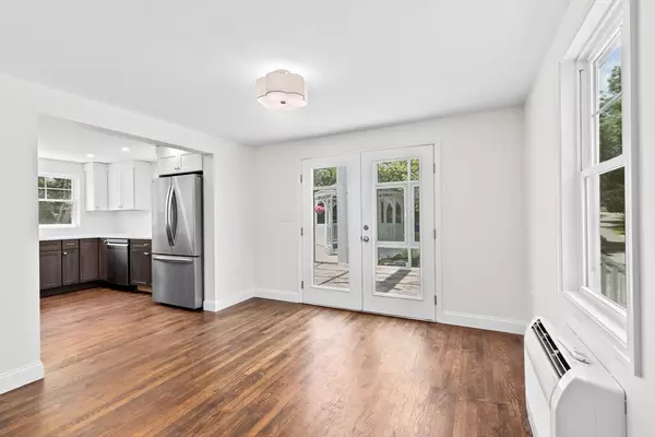 Bourne, MA 02562,38 Siasconset Dr