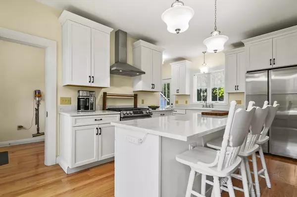 Merrimac, MA 01860,33 Grove Street