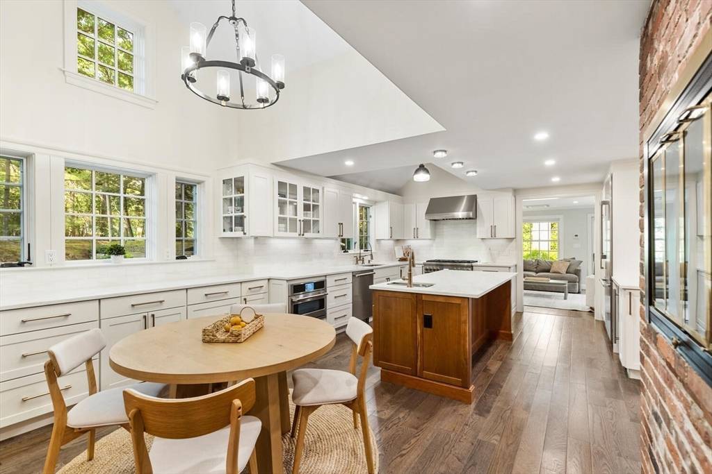 Weston, MA 02493,156 Cherry Brook Road