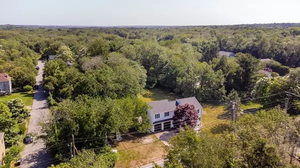 Dartmouth, MA 02747,776 Allen St