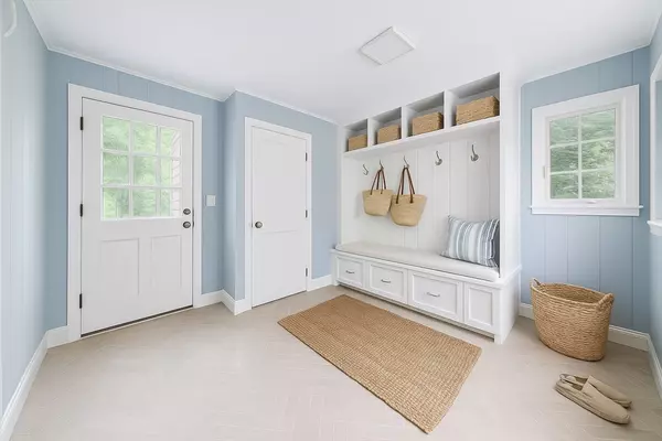 Hanover, MA 02339,36 Grove St