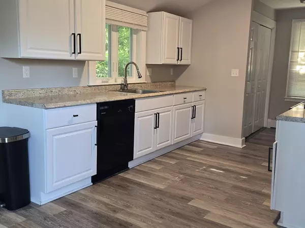 Whitman, MA 02382,251 Park Ave