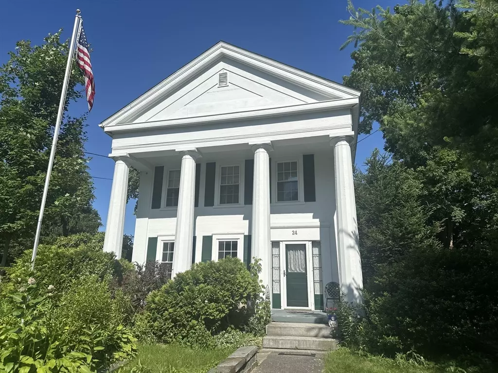 Monson, MA 01057,24 Main St