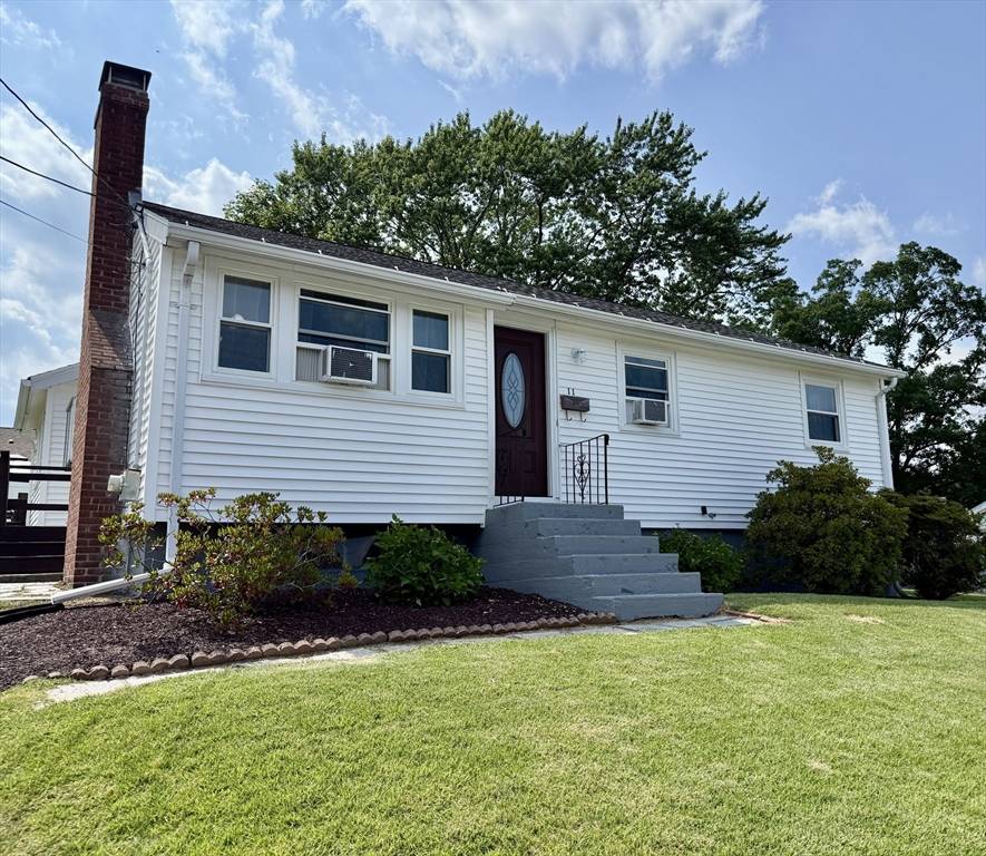 11 Hill Road, Holbrook, MA 02343