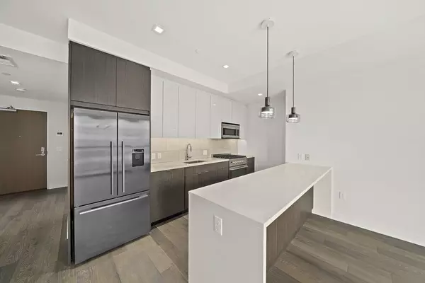 Somerville, MA 02145,375 Canal St. #1109