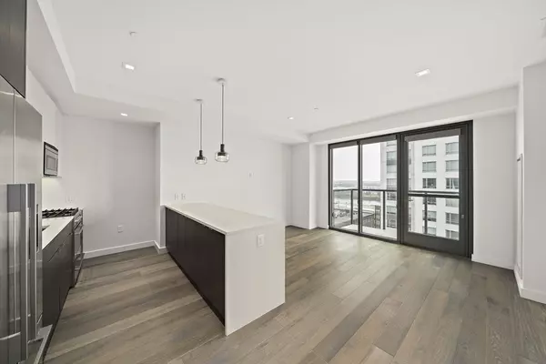 Somerville, MA 02145,375 Canal St. #1109