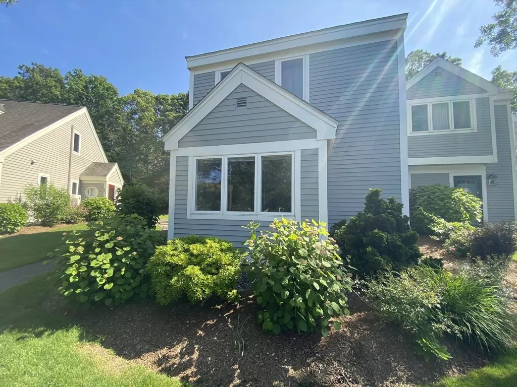 Brewster, MA 02631,258 Fletcher Lane #15