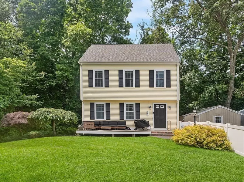 55 Edge Hill Dr, Bridgewater, MA 02324